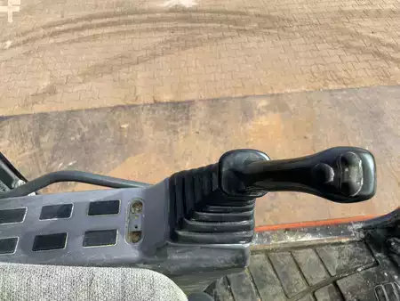 Escavatori cingolati 2008 Doosan DX300LC (22)