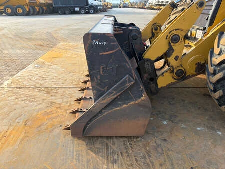 Starre graaflaadcombinaties 2013 Caterpillar 444F (15)