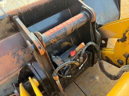 Starre graaflaadcombinaties 2013 Caterpillar 444F (16)