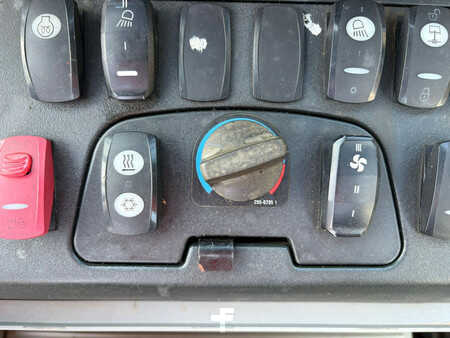 Starre graaflaadcombinaties 2013 Caterpillar 444F (32)