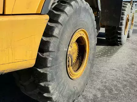 Nivelohjatut dumpperit 2014 Volvo A30G (10)