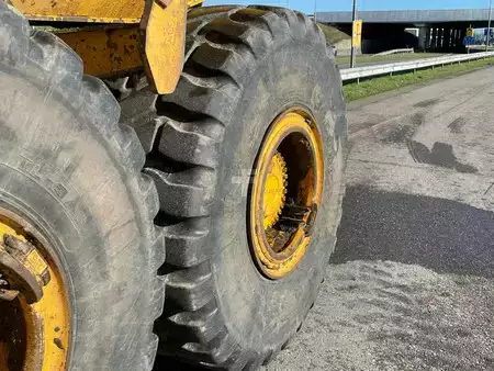 Nivelohjatut dumpperit 2014 Volvo A30G (12)