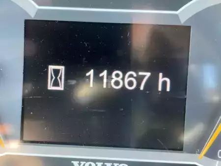 Nivelohjatut dumpperit 2014 Volvo A30G (20)