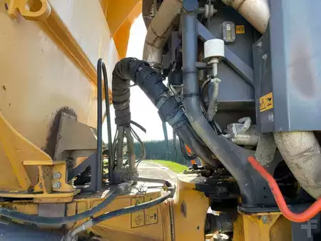 Nivelohjatut dumpperit 2014 Volvo A30G (24)