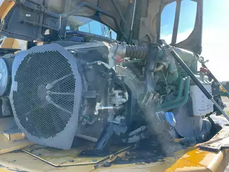 Nivelohjatut dumpperit 2014 Volvo A30G (25)