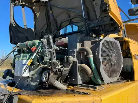 Nivelohjatut dumpperit 2014 Volvo A30G (28)