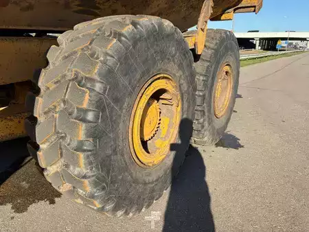 Nivelohjatut dumpperit 2016 Volvo A30G (11)