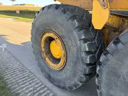 Nivelohjatut dumpperit 2016 Volvo A30G (15)