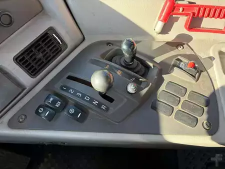 Nivelohjatut dumpperit 2016 Volvo A30G (18)