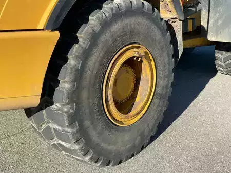 Nivelohjatut dumpperit 2016 Volvo A30G (10)