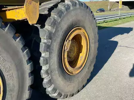 Nivelohjatut dumpperit 2016 Volvo A30G (12)