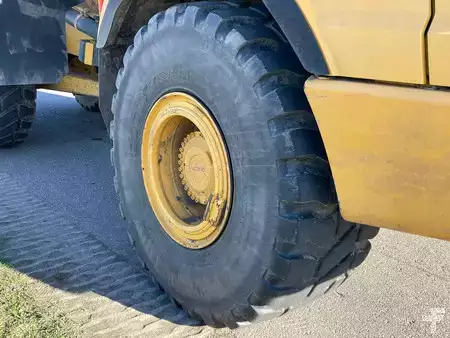 Nivelohjatut dumpperit 2016 Volvo A30G (13)