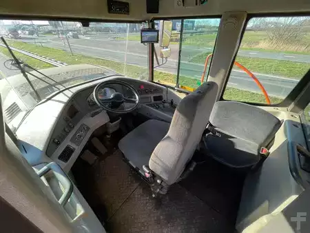 Nivelohjatut dumpperit 2016 Volvo A30G (16)