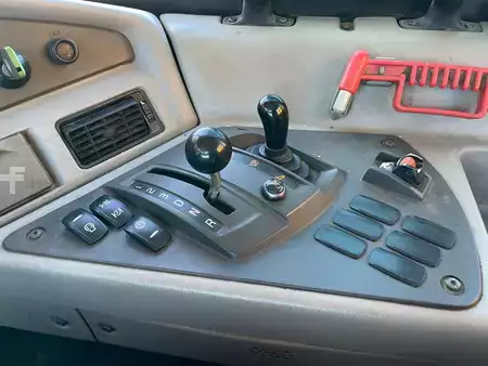 Nivelohjatut dumpperit 2016 Volvo A30G (20)