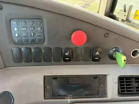 Nivelohjatut dumpperit 2016 Volvo A30G (20)