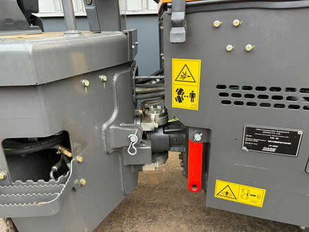 Tandemruller 2025 Case 450 NX (22)