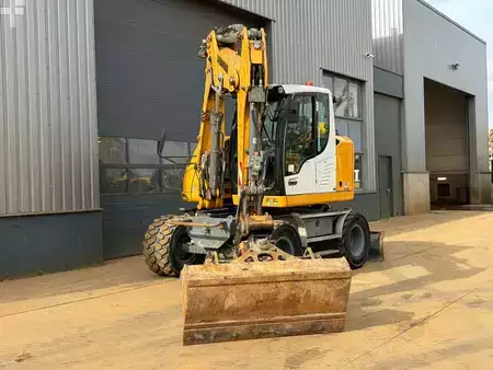 Mobilbagger 2018 Liebherr 910 (12)