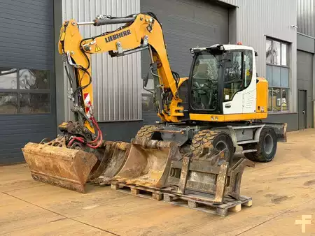 Mobilbagger 2018 Liebherr 910 (2)