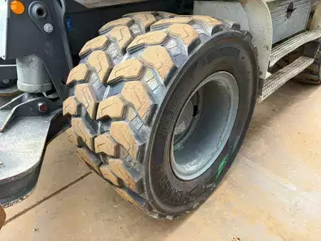 Mobilbagger 2018 Liebherr 910 (21)