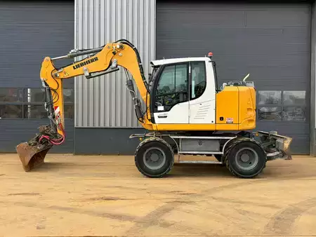 Mobilbagger 2018 Liebherr 910 (4)