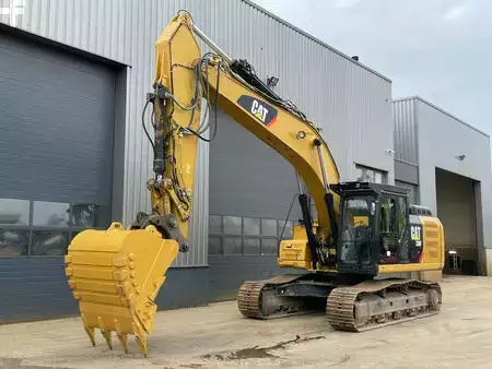 Rupsgraafmachines 2017 Caterpillar 330FLN (2)