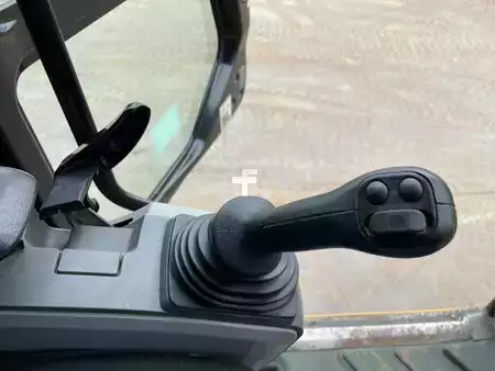 Rupsgraafmachines 2017 Caterpillar 330FLN (26)