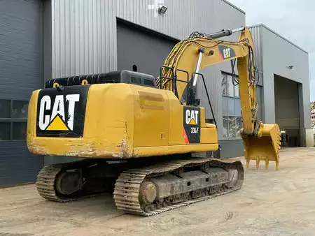 Rupsgraafmachines 2017 Caterpillar 330FLN (5)