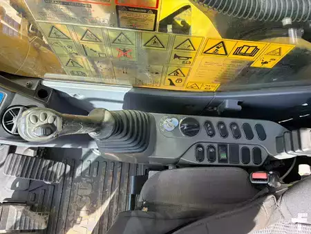 Excavadoras de cadenas 2015 Komatsu PC240 (21)