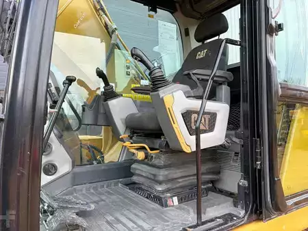 Hydraulic Excavators 2018 Caterpillar 320GC 07A (20)