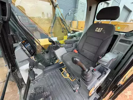 Hydraulic Excavators 2018 Caterpillar 320GC 07A (21)