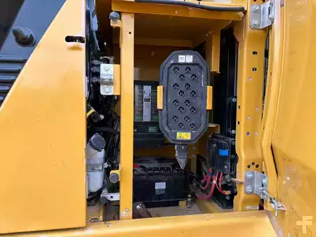 Hydraulic Excavators 2018 Caterpillar 320GC 07A (27)