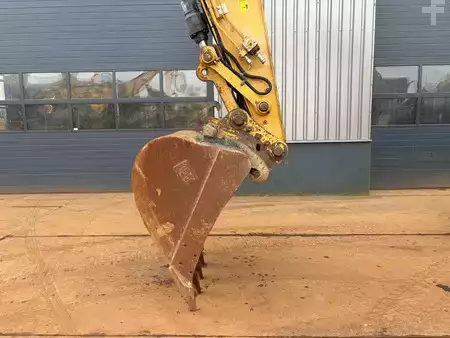 Hydraulic Excavators 2018 Caterpillar 320GC 07A (9)