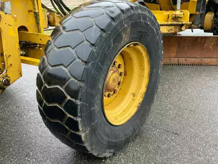 Grejdry 2006 Caterpillar 140H CE (10)