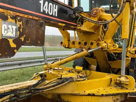 Grejdry 2006 Caterpillar 140H CE (24)