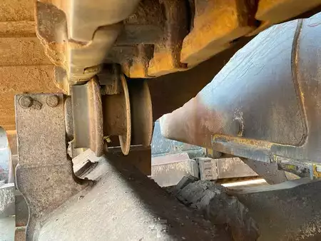 Telaketjupuskutraktorit 2018 Liebherr PR736LGP (12)