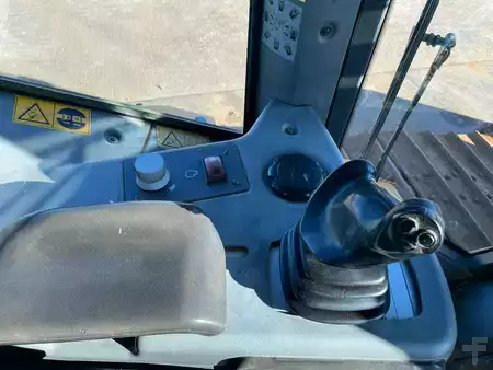 Telaketjupuskutraktorit 2018 Liebherr PR736LGP (21)