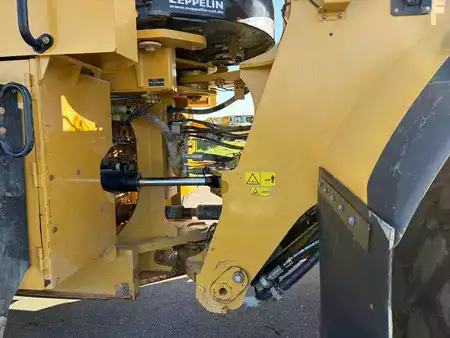 Pyöräkuormaajat 2016 Caterpillar 982M (14)