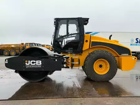 Tiejyrät 2025 JCB VM200D (20t) (1)