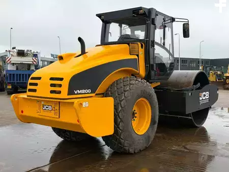 Tiejyrät 2025 JCB VM200D (20t) (5)