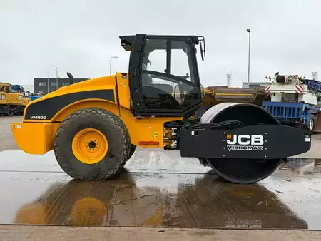 Tiejyrät 2025 JCB VM200D (20t) (6)