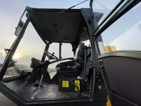 Tiejyrät 2025 JCB VM166D (15.5t) (17)