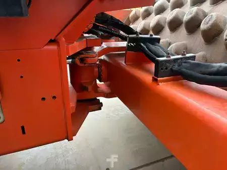 Fåren ruller 2011 Caterpillar CP74 (15)