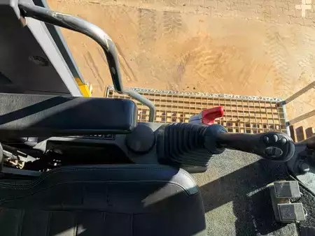 Excavadoras de cadenas 2011 Komatsu PC290LC-8 (23)