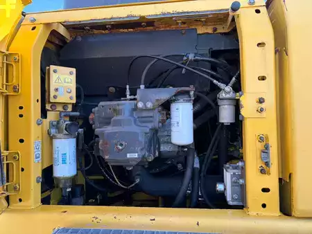 Excavadoras de cadenas 2011 Komatsu PC290LC-8 (31)