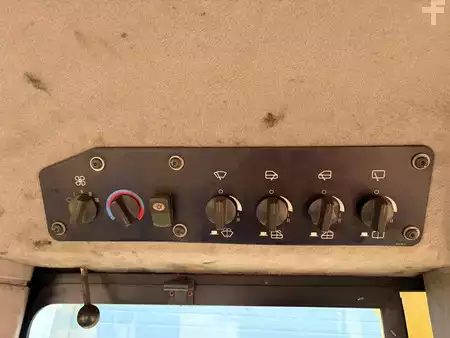 Planierraupe 2017 Caterpillar D8T (19)