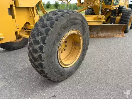 Grejdry 2005 Caterpillar 140H (10)