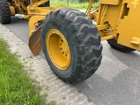 Grejdry 2005 Caterpillar 140H (13)