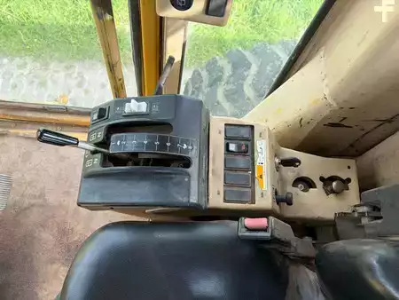 Grejdry 2005 Caterpillar 140H (24)