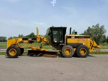 Grejdry 2007 Caterpillar 140H (1)