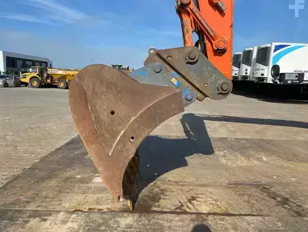 Hydraulic Excavators 2018 Hitachi ZX210LC-6 (7)